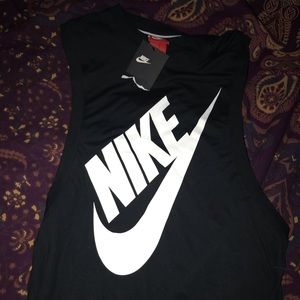 NIKE Women’s muscle tank top. NWT